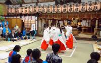 八岩華神社の奉納