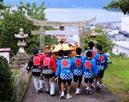 八雲神社から御旅所へ向かう神輿