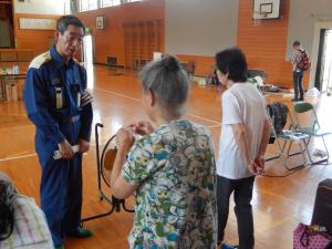 吉浦小学校避難所お見舞い