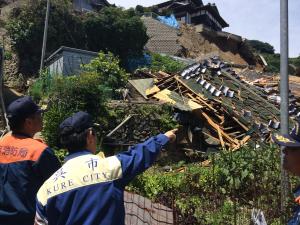 蒲刈・田戸の被災状況で黙とう，現場確認