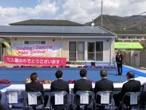 企業主導型保育園にじいろ園開園式