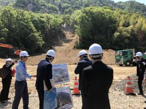 大塚国土交通副大臣による 天応地区視察同行