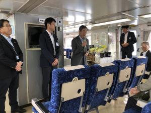 西日本旅客鉄道株式会社の室博執行役員営業本部長ほかへの御手洗地区の案内