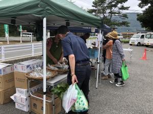 くらはしお宝朝市