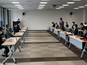 坪川　竜大　県議会議員，下西　幸雄　県議会議員，城戸　常太　県議会議員，犬童　英徳　県議会議員との市政懇談会