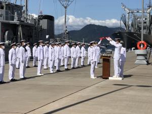 掃海艇「ゆげしま」「ながしま」自衛艦旗返納行事