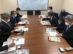 広島呉道路建設促進期成同盟会会長として 西日本高速道路株式会社の 後藤貞二 常務執行役員・建設事業本部長 ほかへの要望活動02