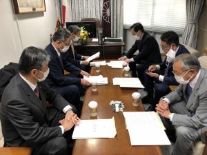 広島県漁港協会会長として 自由民主党広島県支部連合会の 冨永健三 幹事長 ほかへの要望活動02