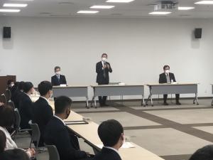 全国表彰等を受賞した呉市立学校の児童生徒からの受賞報告会