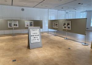 原爆ポスター展　写真①