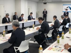 広島呉道路建設促進期成同盟会会長として 西日本高速道路株式会社中国支社の 赤松邦康 支社長ほかへの 広島呉道路4車線化早期整備に関する要望活動02