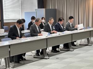 幹線道路期成同盟会会長として 国土交通省中国地方整備局広島国道事務所の 田宮佳代子 所長 ほかへの要望活動02