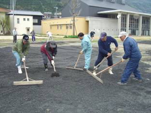 安芸灘交流館駐車場整備のようす（その2）