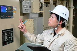 「機械技術」職員画像