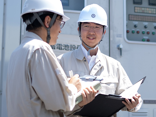 「電機技術」職員画像