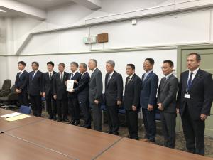 財務省主計局の新川浩嗣局長への要望活動