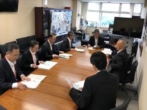 港湾局の 稲田雅裕 局長