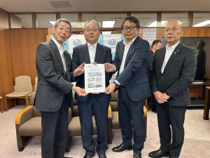 吉岡幹夫 技監