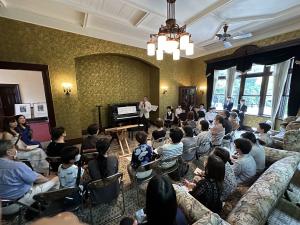 入船山記念館塔時計旋律オープニングコンサート