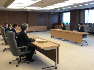 防衛省の 増田和夫 事務次官へ 要望書提出
