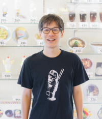 小友康広さん
