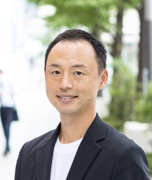 文野成信氏