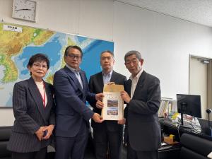 国土交通省道路局長
