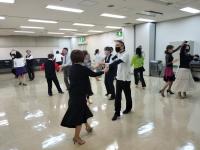 ダンスをする様子