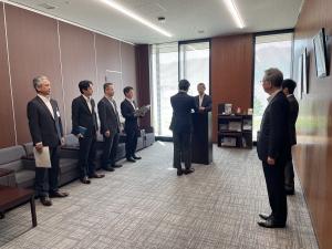 安浦地区地域おこし協力隊員への辞令交付式