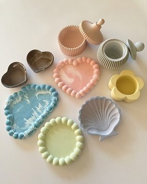 プラスター(石膏)の小物入れ画像