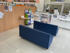 呉広古新開店内