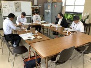 仁方　校長室